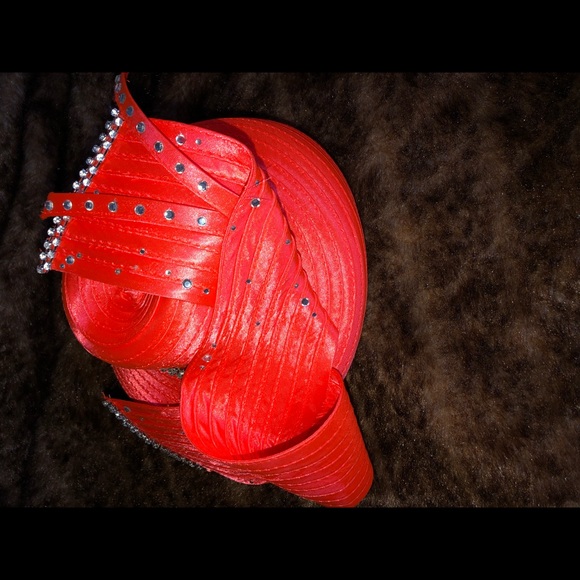 Designer Pill Box Hat - Picture 3 of 3